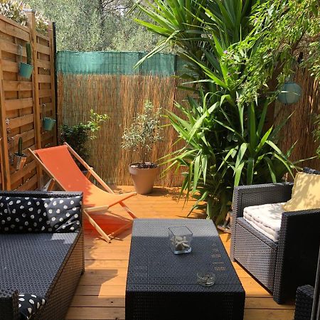 Agreable T2 Traversant Rdc Avec Terrasse + Balcon+ Parking 2 Places Montpellier Luaran gambar
